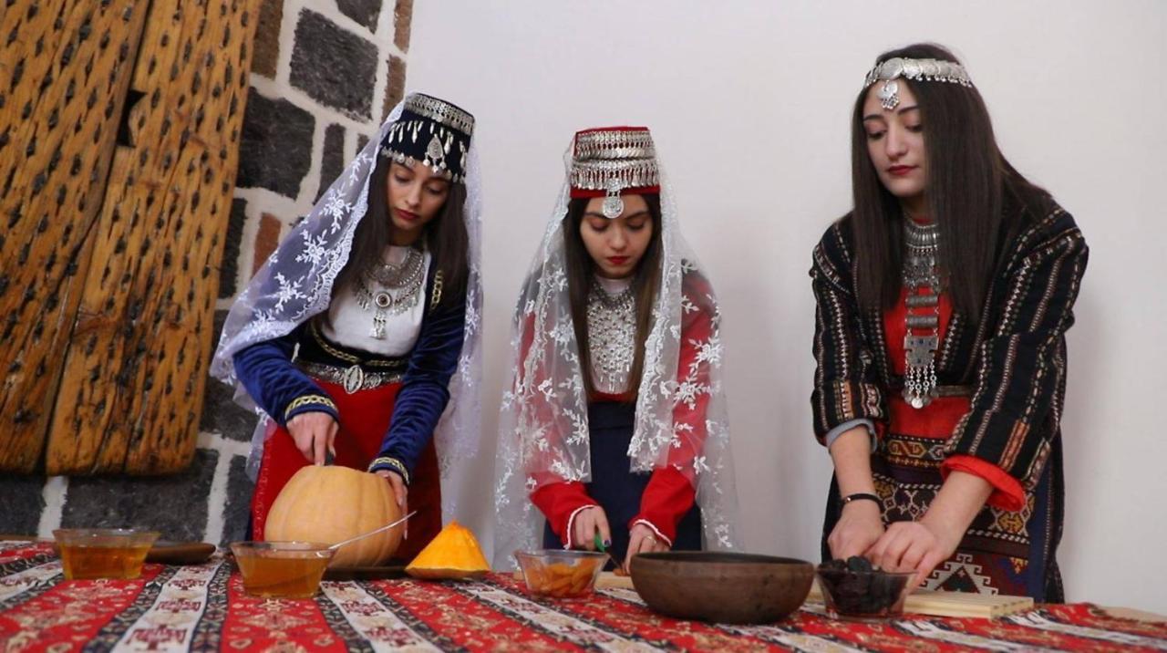 Guesthouse Emma Gyumri Bagian luar foto