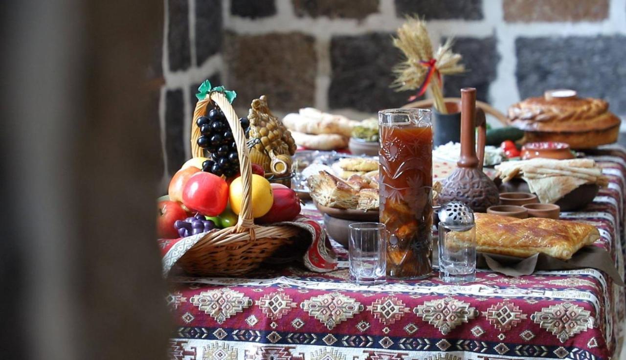 Guesthouse Emma Gyumri Bagian luar foto