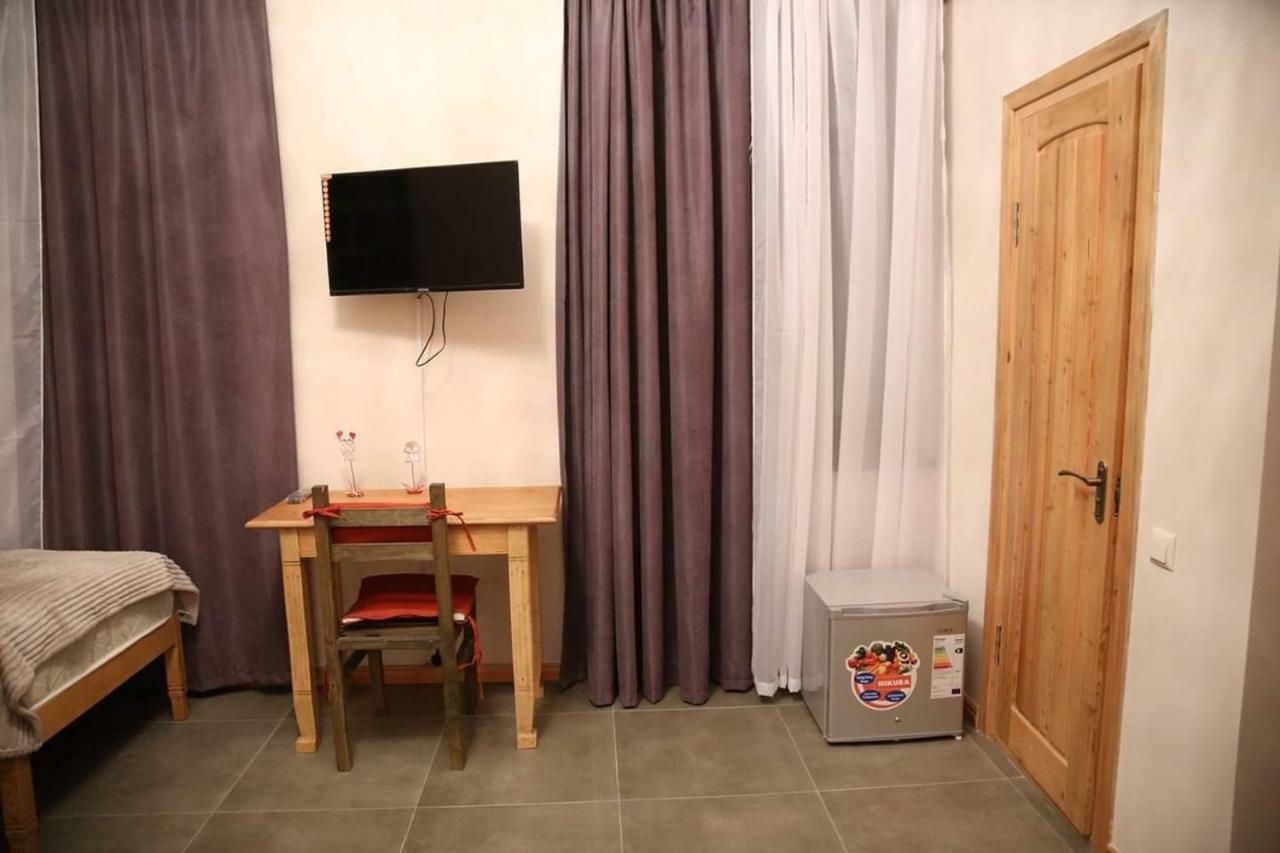 Guesthouse Emma Gyumri Bagian luar foto