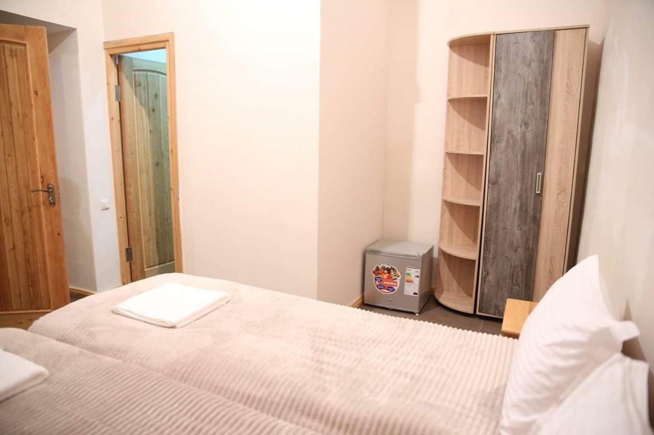 Guesthouse Emma Gyumri Bagian luar foto